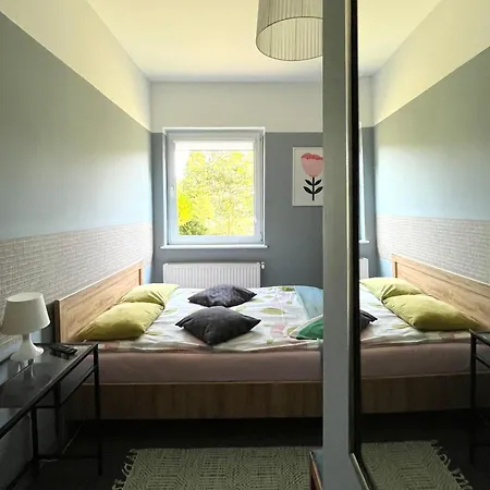 Bed & Breakfast Gosciniec Pod Klosem 3*