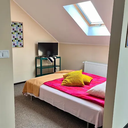 Bed & Breakfast Gosciniec Pod Klosem