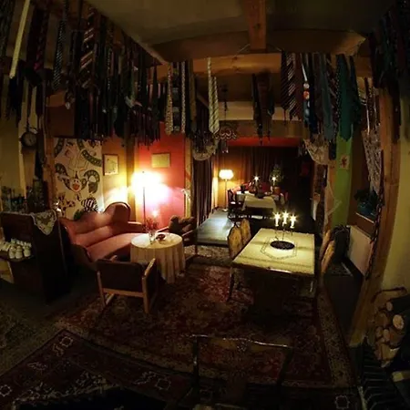 Bed & Breakfast Gosciniec Pod Klosem