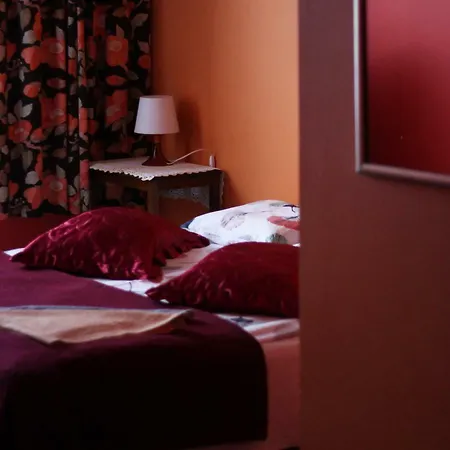 Gosciniec Pod Klosem 3* Klos