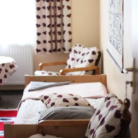 Alojamento de Acomodação e Pequeno-almoço Gosciniec Pod Klosem