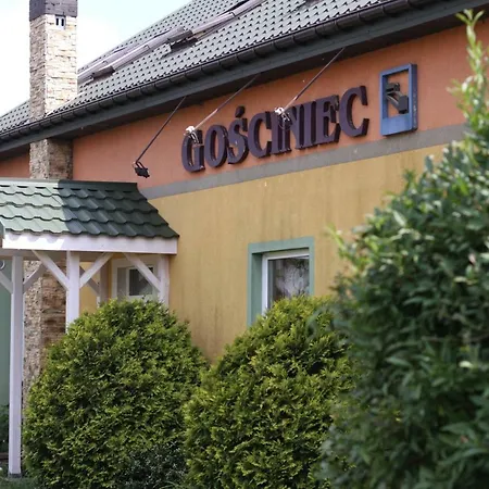 Alojamento de Acomodação e Pequeno-almoço Gosciniec Pod Klosem Klos