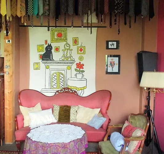 Bed & Breakfast Gosciniec Pod Klosem 3*